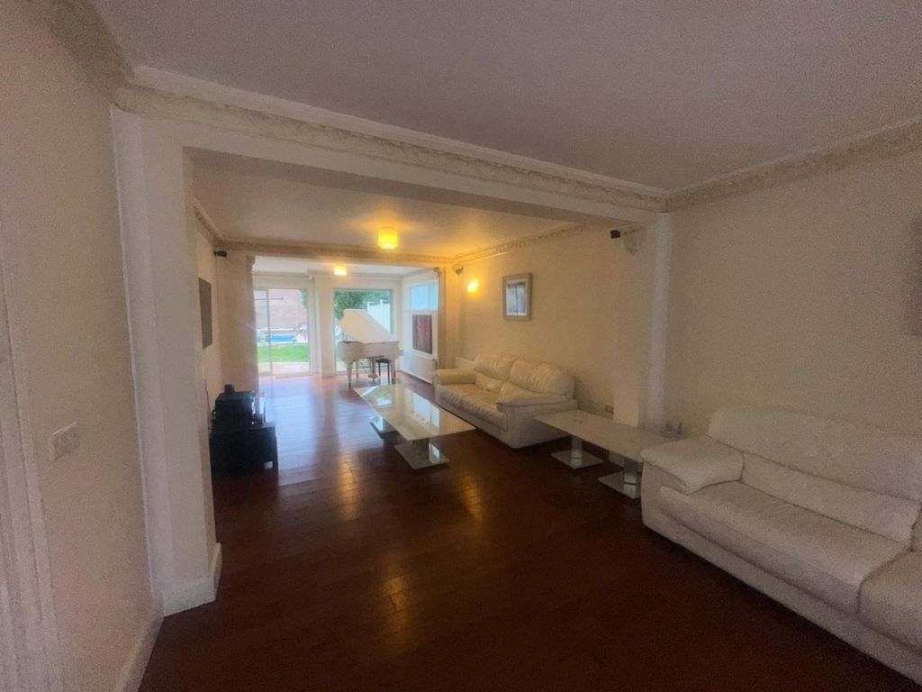 Property photo 1 of 14 Whatsapp Image 2026-01-19 At 15.30.44 (1).Jpeg