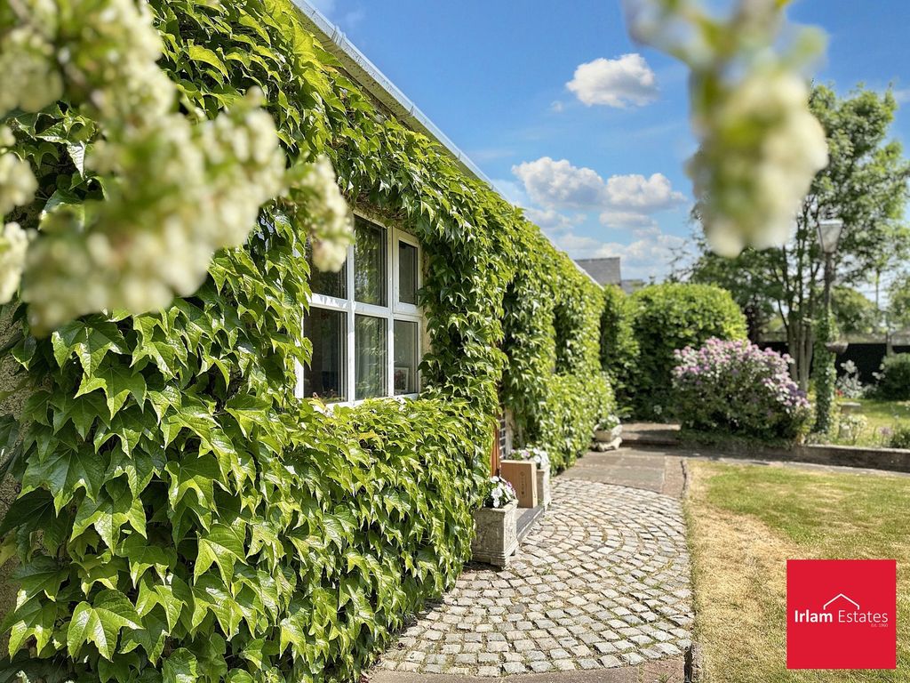 Property photo 3 of 38