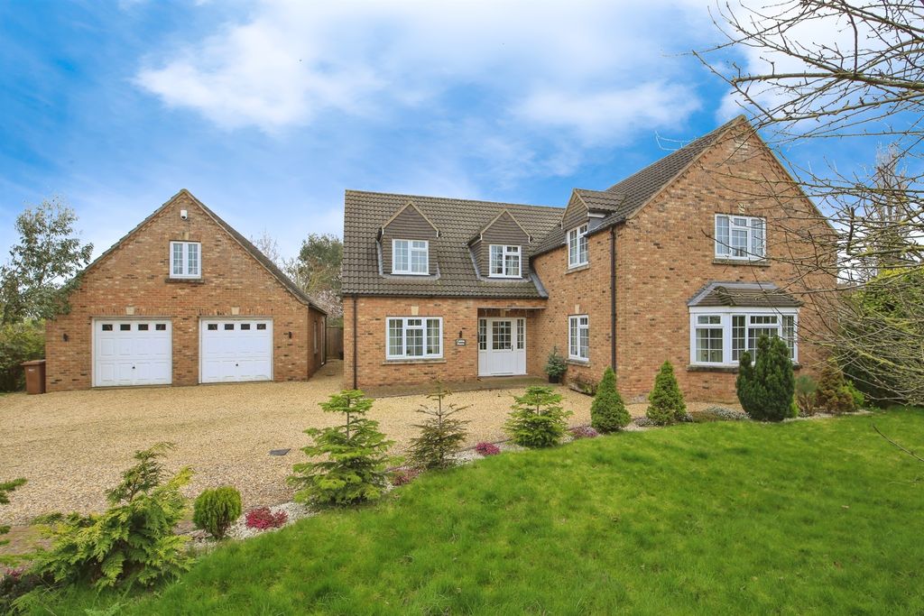 Property photo 1 of 16