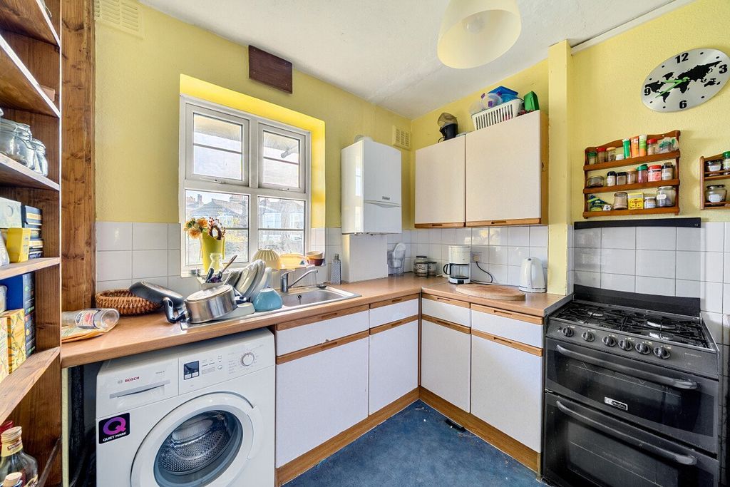 Property photo 3 of 10 Picture No. 14