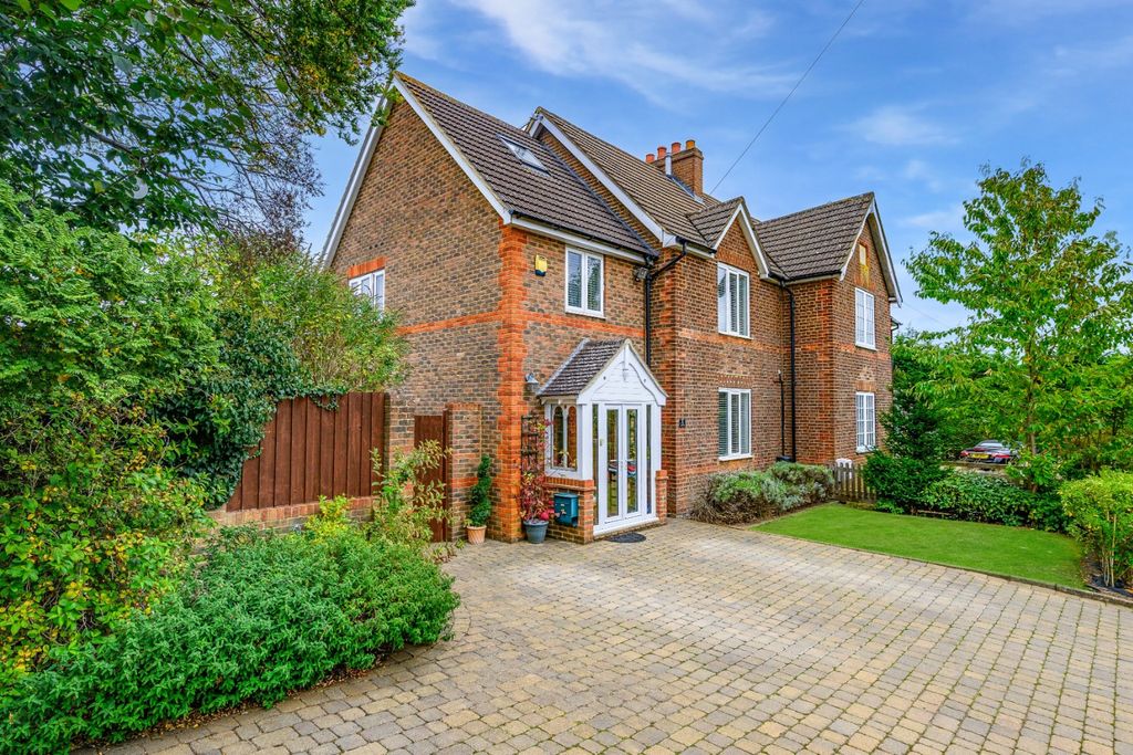 Property photo 1 of 23 4557131