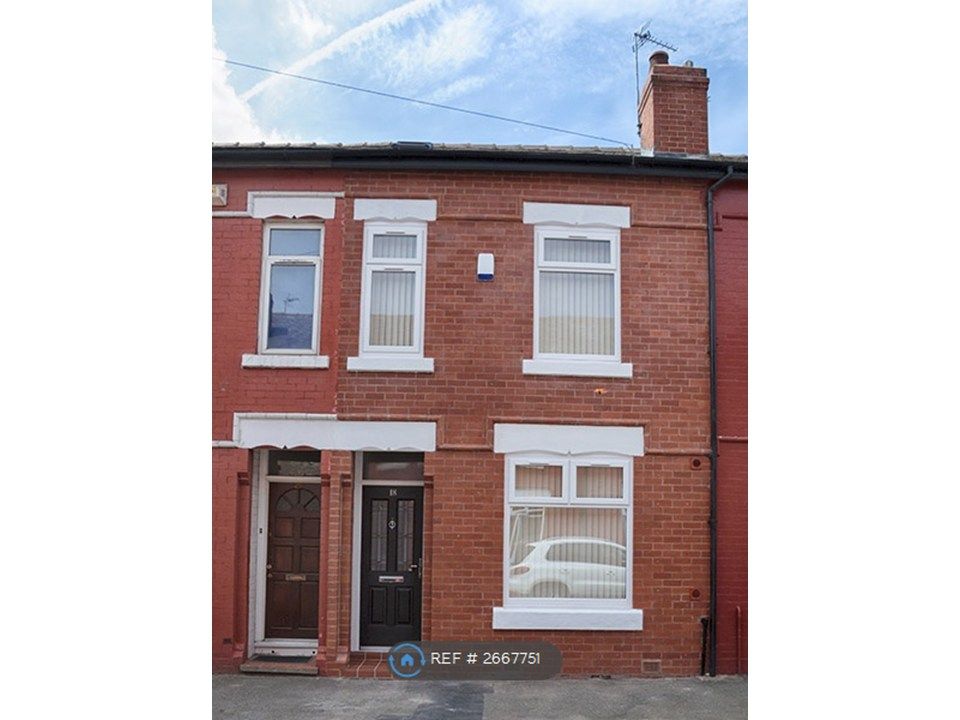 Property photo 2 of 18 Front Of House