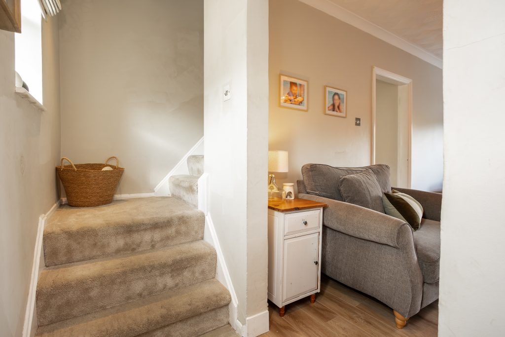 Property photo 3 of 29 Done-11 - 3 Bedroom Terraced (House) At Castle Road, Mountsorrel