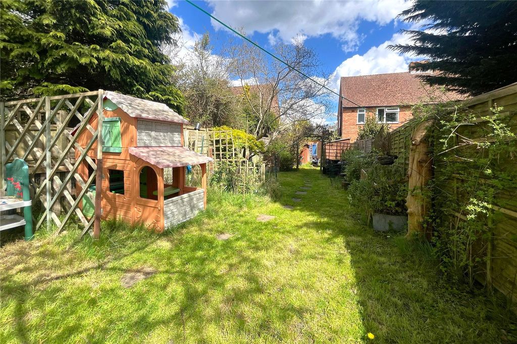 Property photo 3 of 11 Picture No. 27