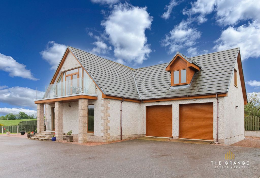 Property photo 3 of 47