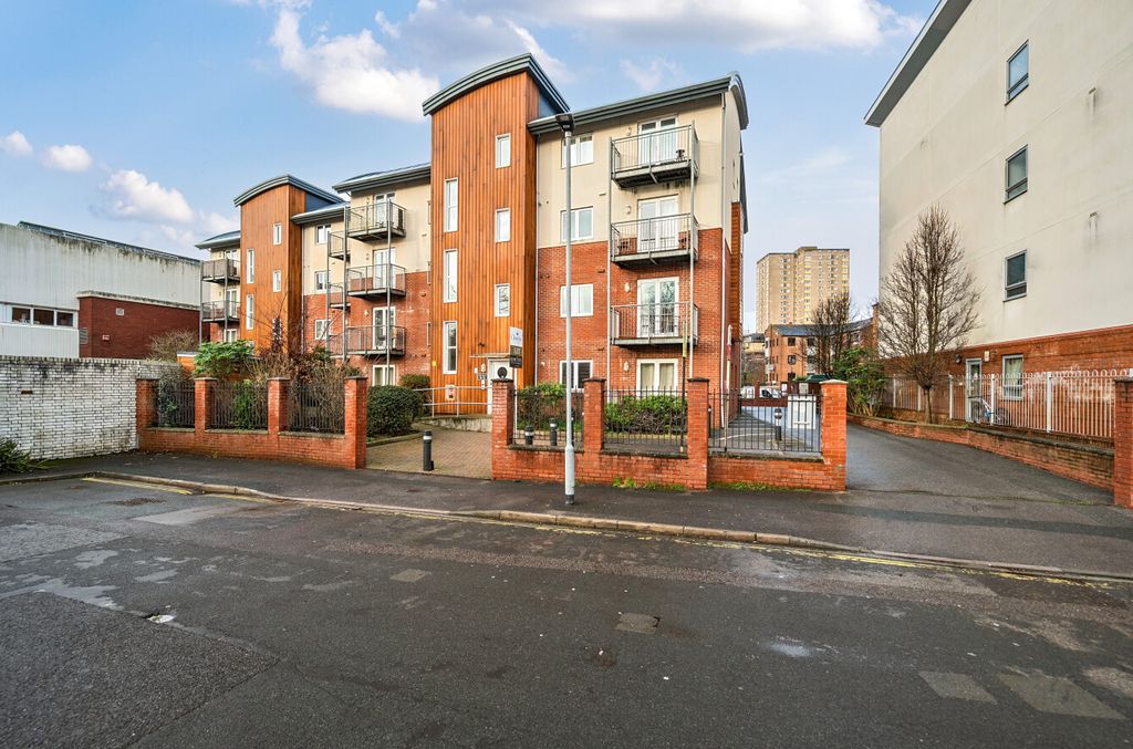 Property photo 1 of 7 1402471-9-6971F4A...