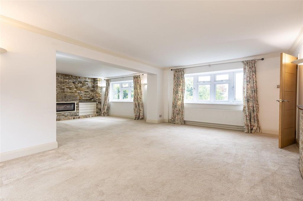 Property photo 2 of 69 Timbertop   (10).Jpg