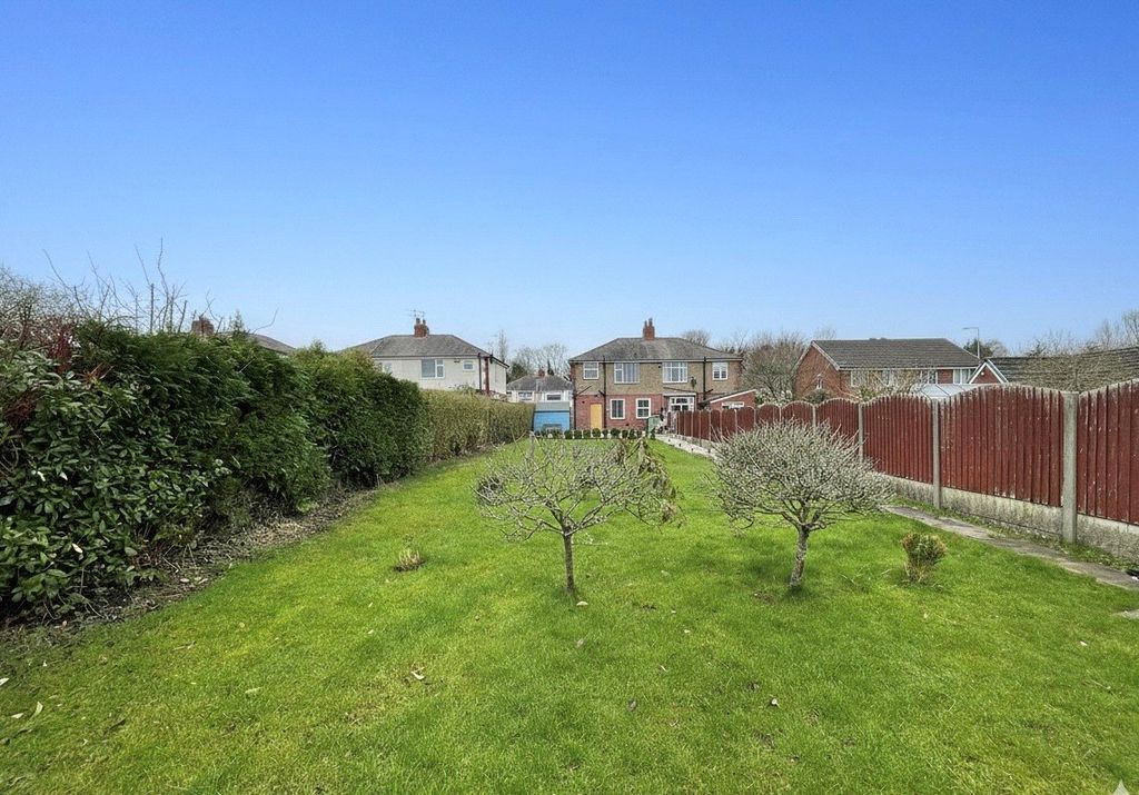 Property photo 1 of 16 Rear Aspect