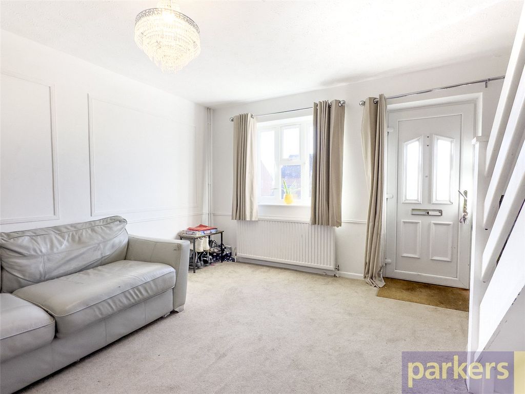 Property photo 3 of 16 Living Room