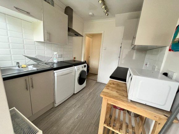 Property photo 2 of 16 40122Cbd20d91A298E50E7Db55Fcbdbb.Jpeg