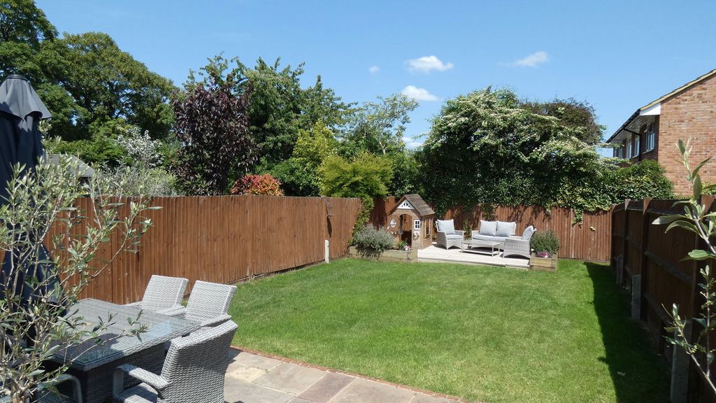 Property photo 2 of 19