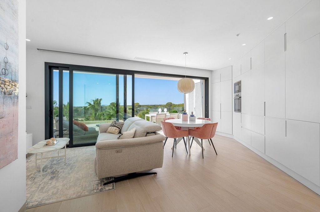 Property photo 1 of 35