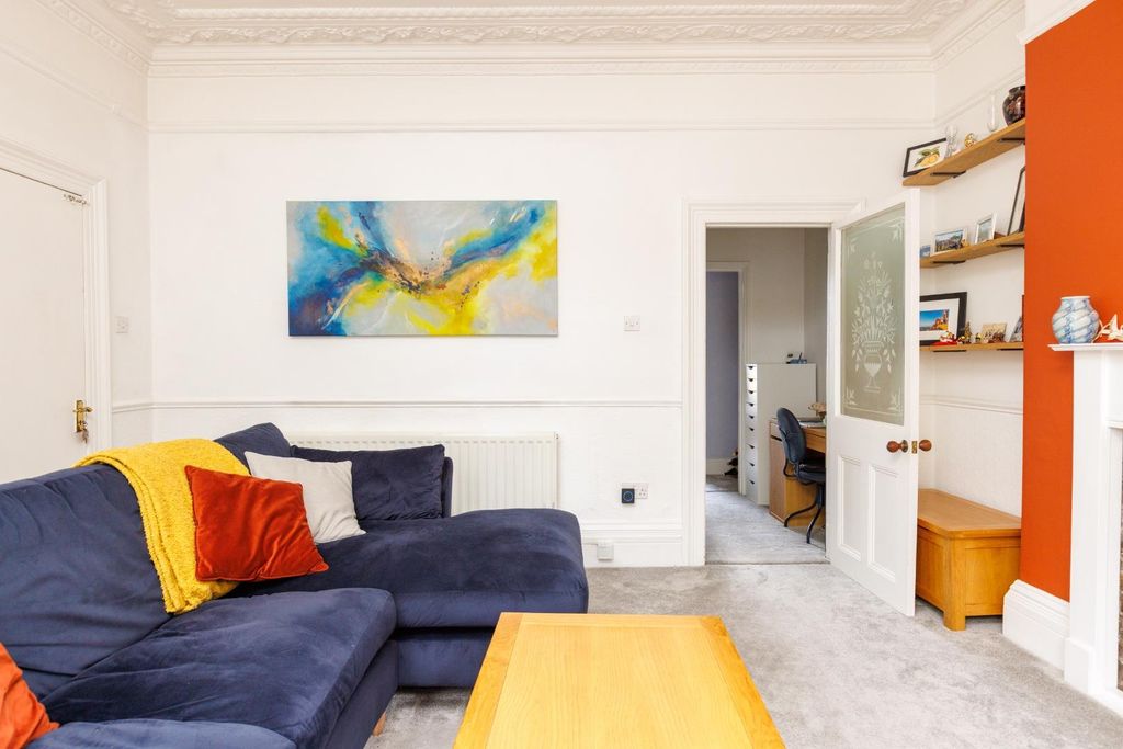 Property photo 3 of 14 Gff 160 Wells Road-14.Jpg
