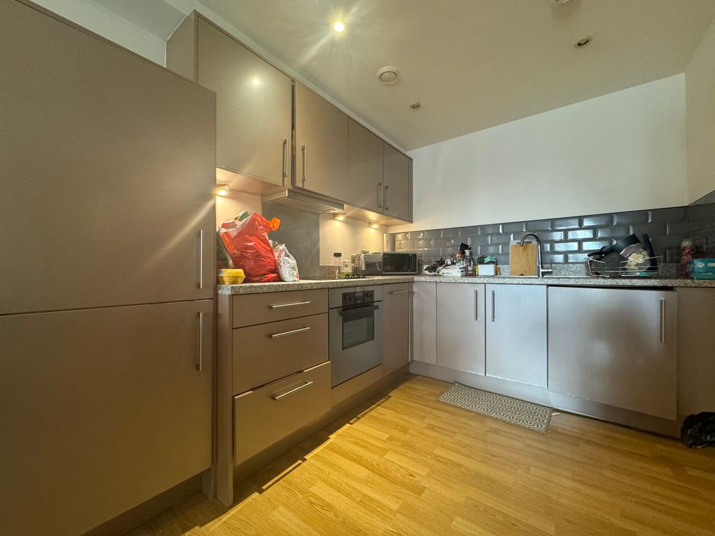 Property photo 3 of 9 Img_7390