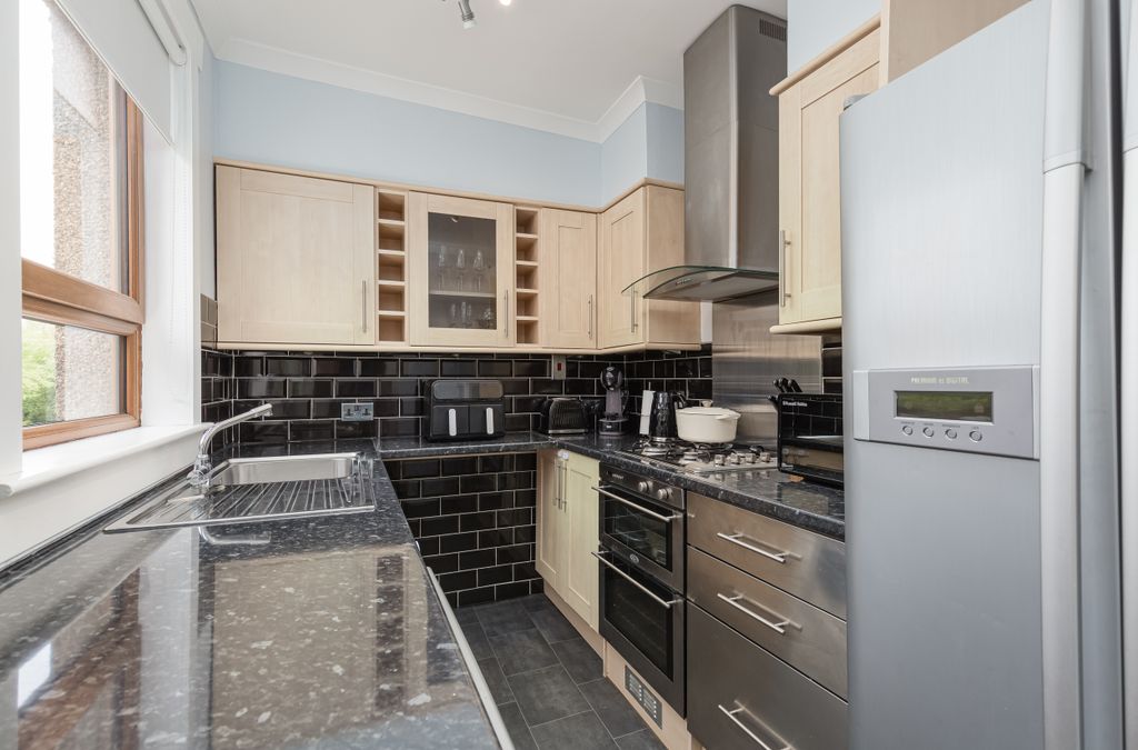 Additional image 5 of 2 bed flat for sale2A, Stewart Street, Townhill, Dunfermline KY12