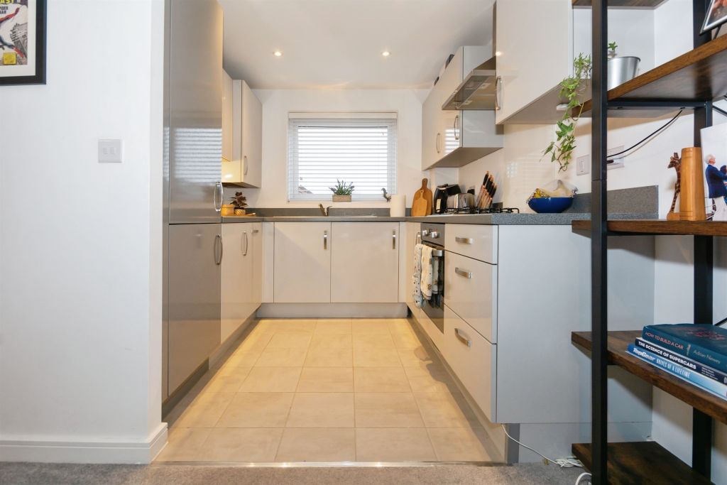 Property photo 2 of 16