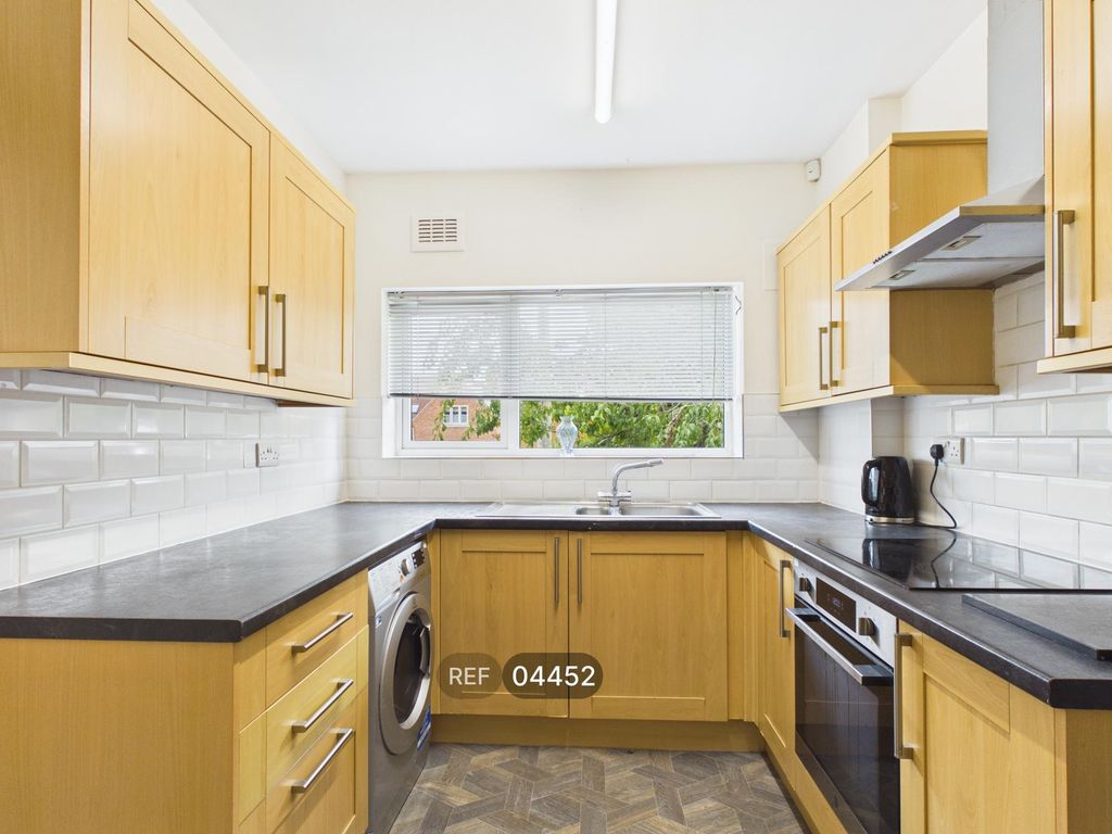 Property photo 2 of 16 Kitchen
