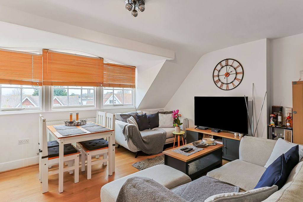 Property photo 3 of 15