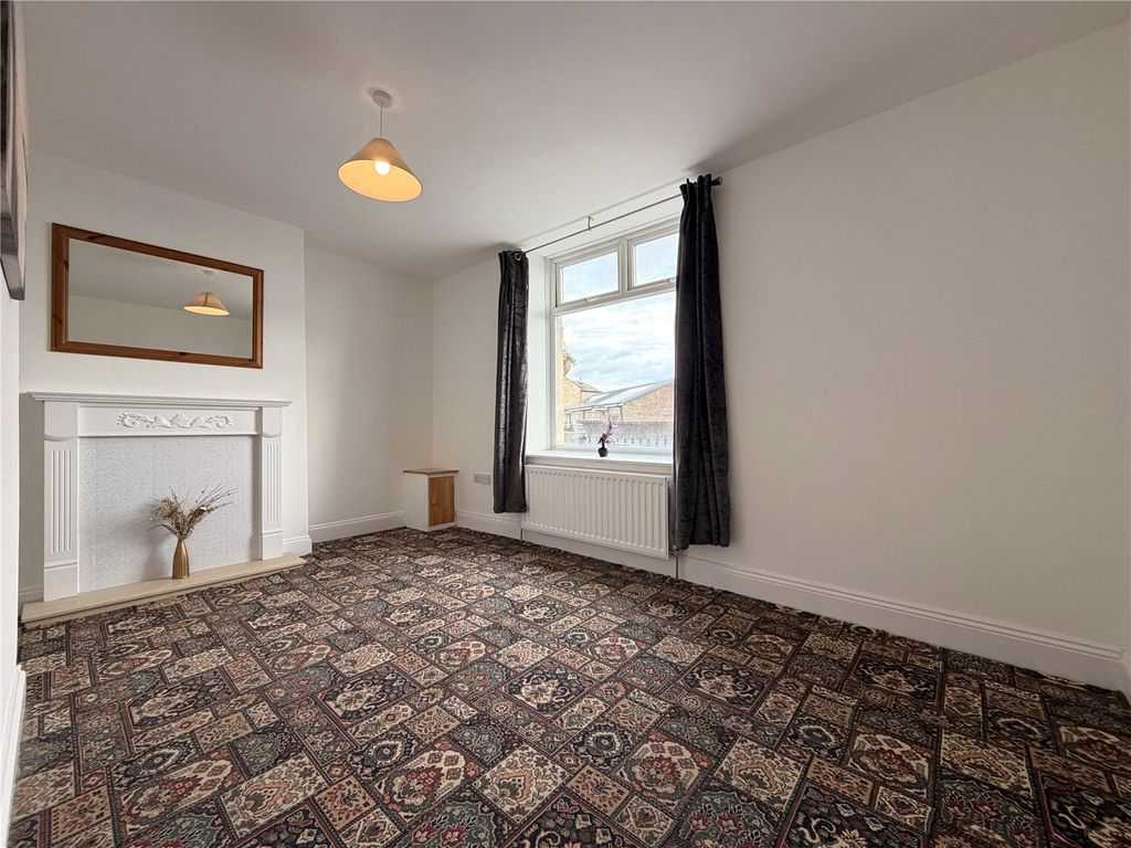 Property photo 3 of 13 Picture No. 05