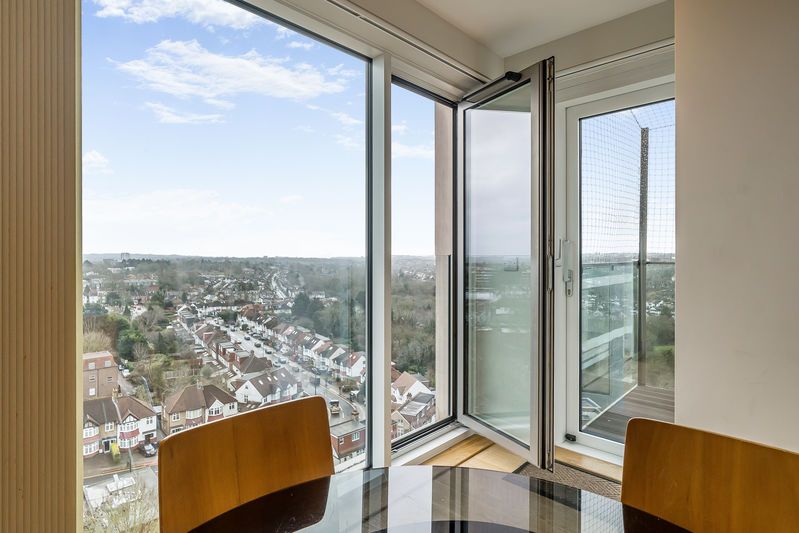 Property photo 3 of 25 Photo 18