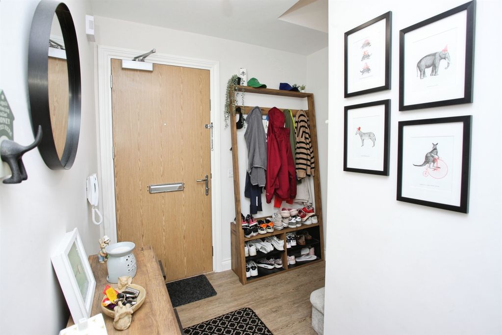 Additional image 15 of 2 bed flat for saleCoverack Road, Newport NP19