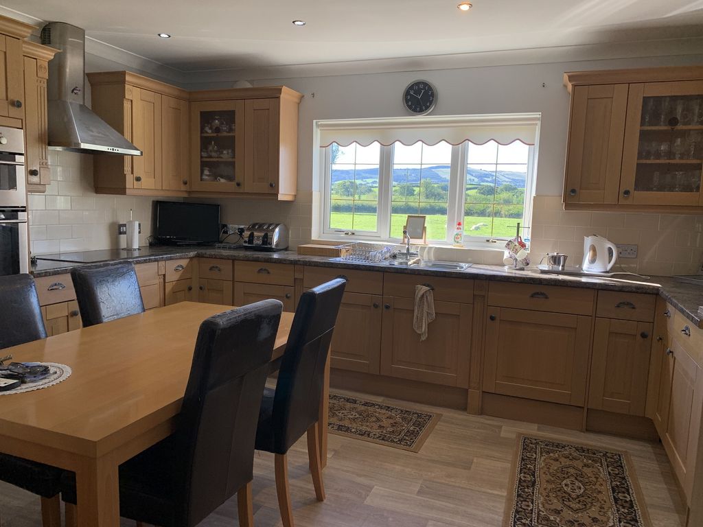 Property photo 2 of 12 Not Specified
