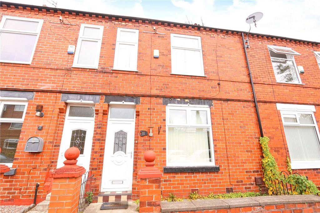 Property photo 1 of 10 External