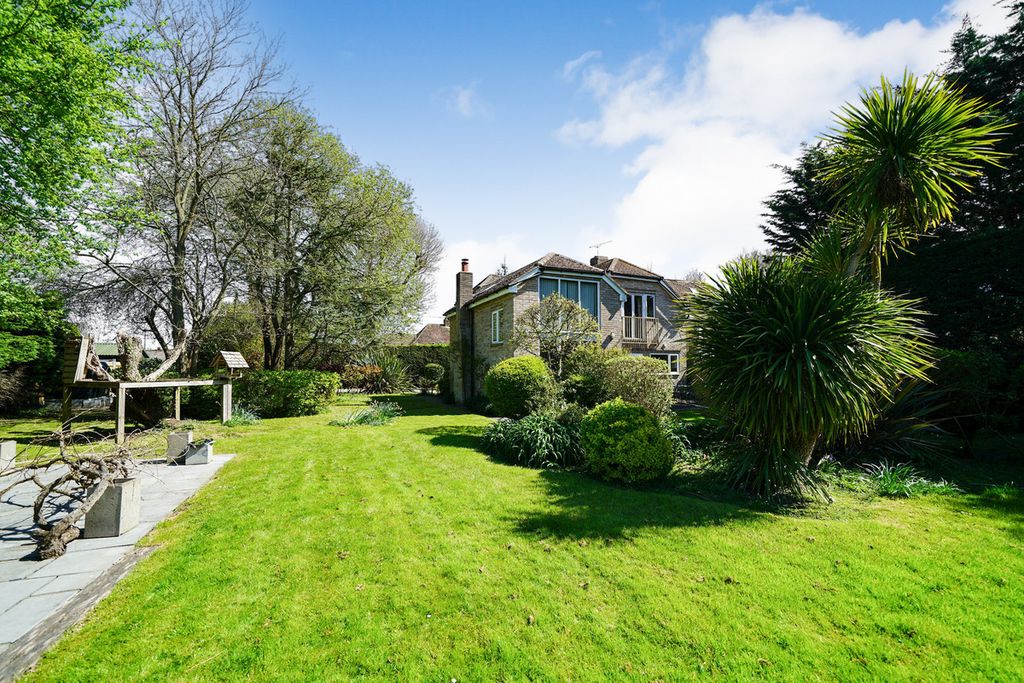 Property photo 1 of 23