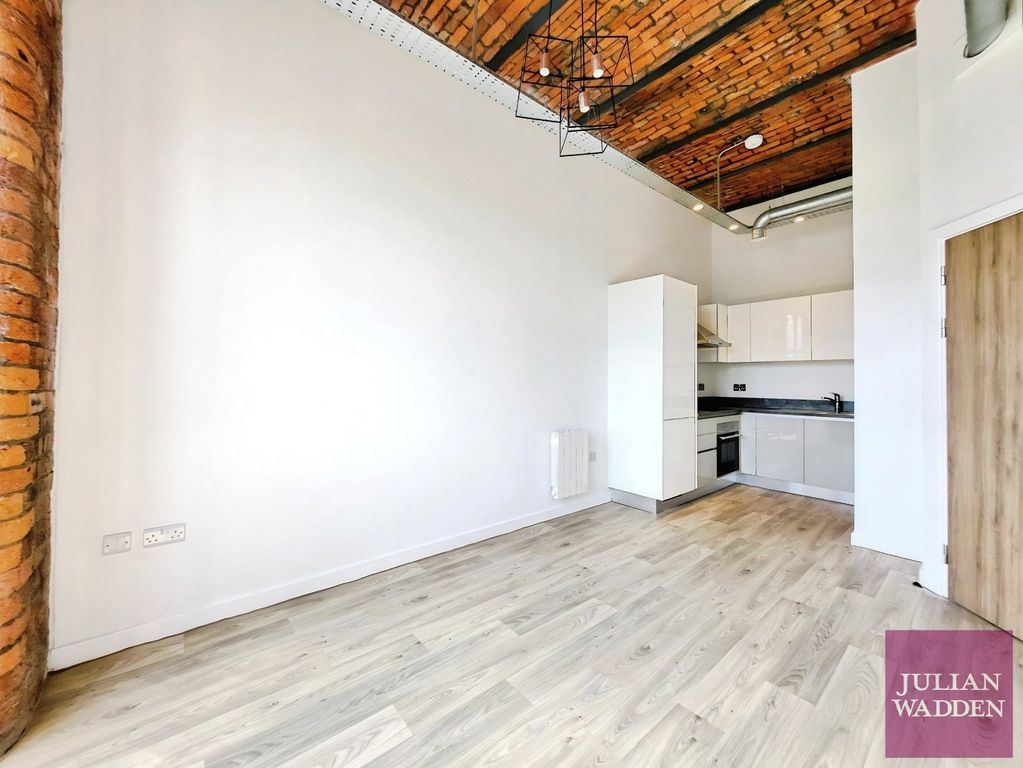 Property photo 3 of 9 Picture No. 13