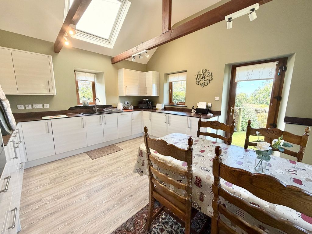 Property photo 3 of 24 Kitchen Diner