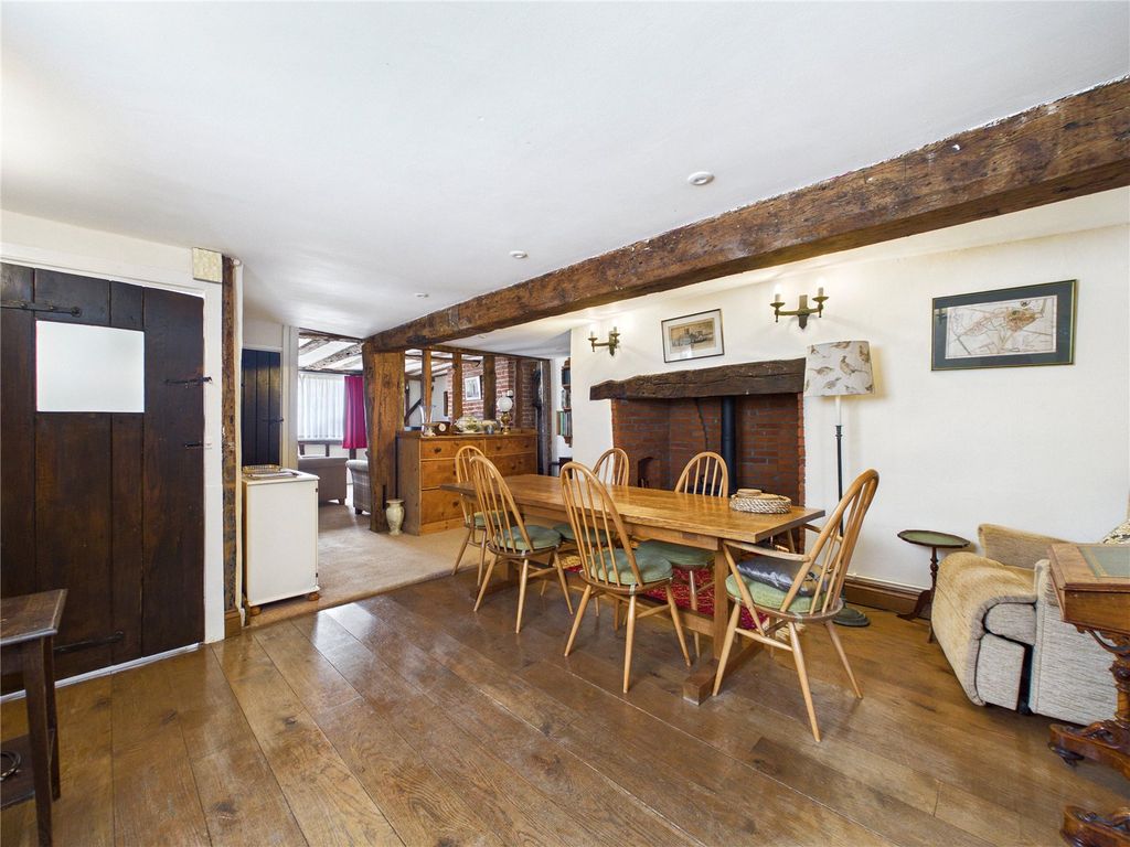 Property photo 3 of 14 Picture No. 05