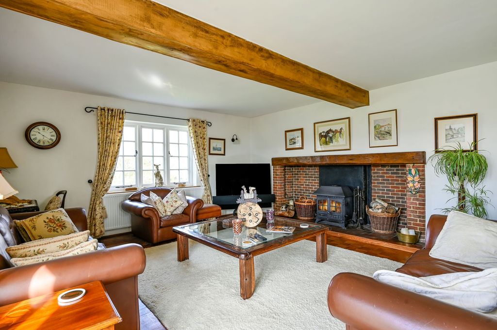 Property photo 3 of 32