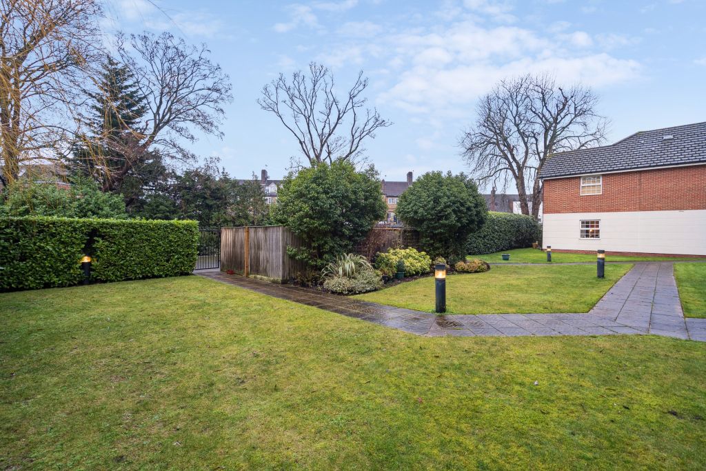 Property photo 3 of 8