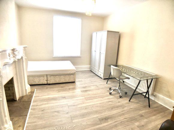 Property photo 3 of 16 Chatham 1.Jpg