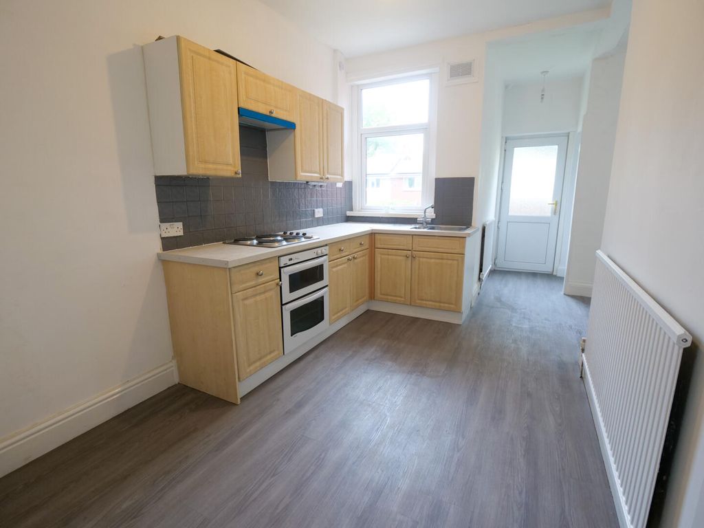 Property photo 3 of 12 Kitchen Duel Aspect