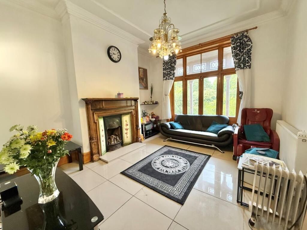 Property photo 3 of 24