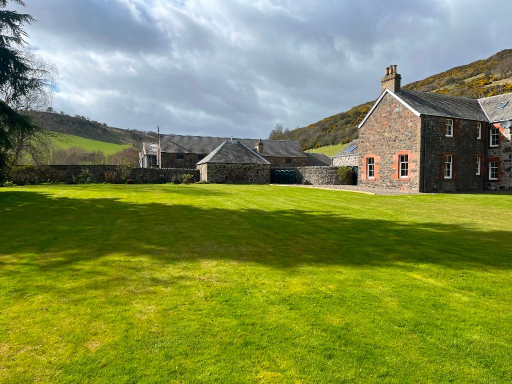 Property photo 1 of 34 Photo 1