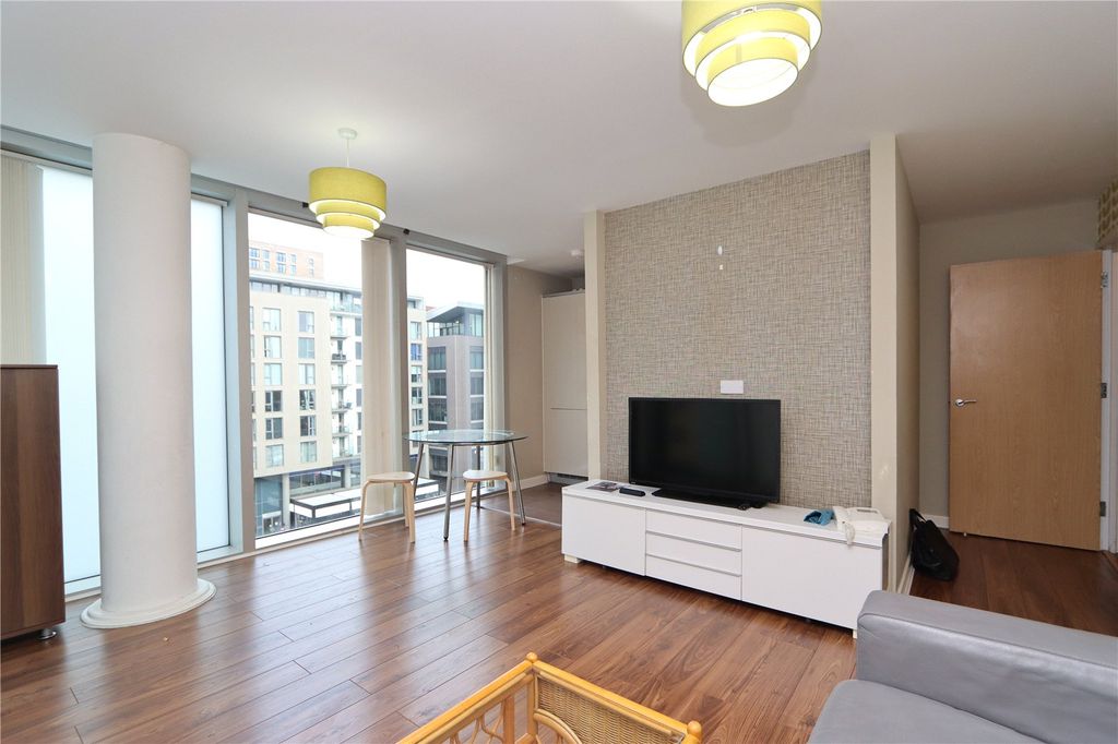 Property photo 3 of 12 Picture No. 08