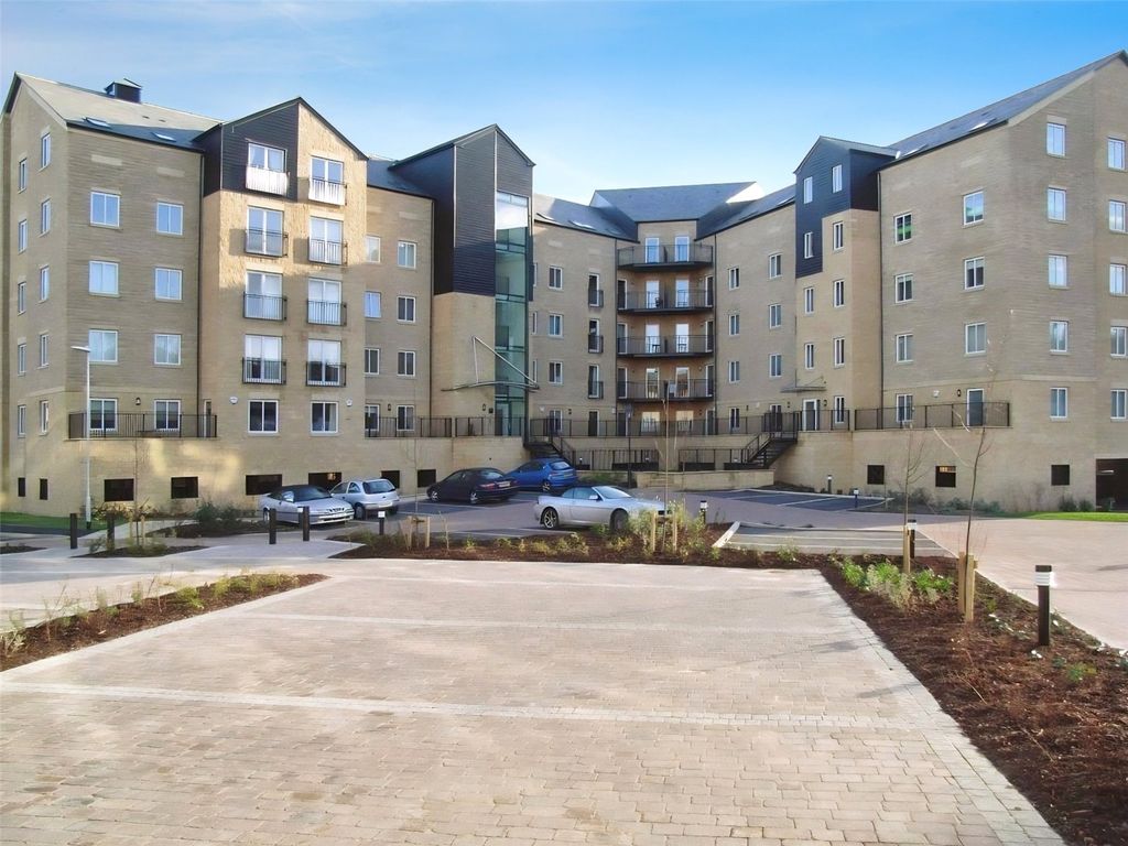 Property photo 1 of 6 Picture No. 11