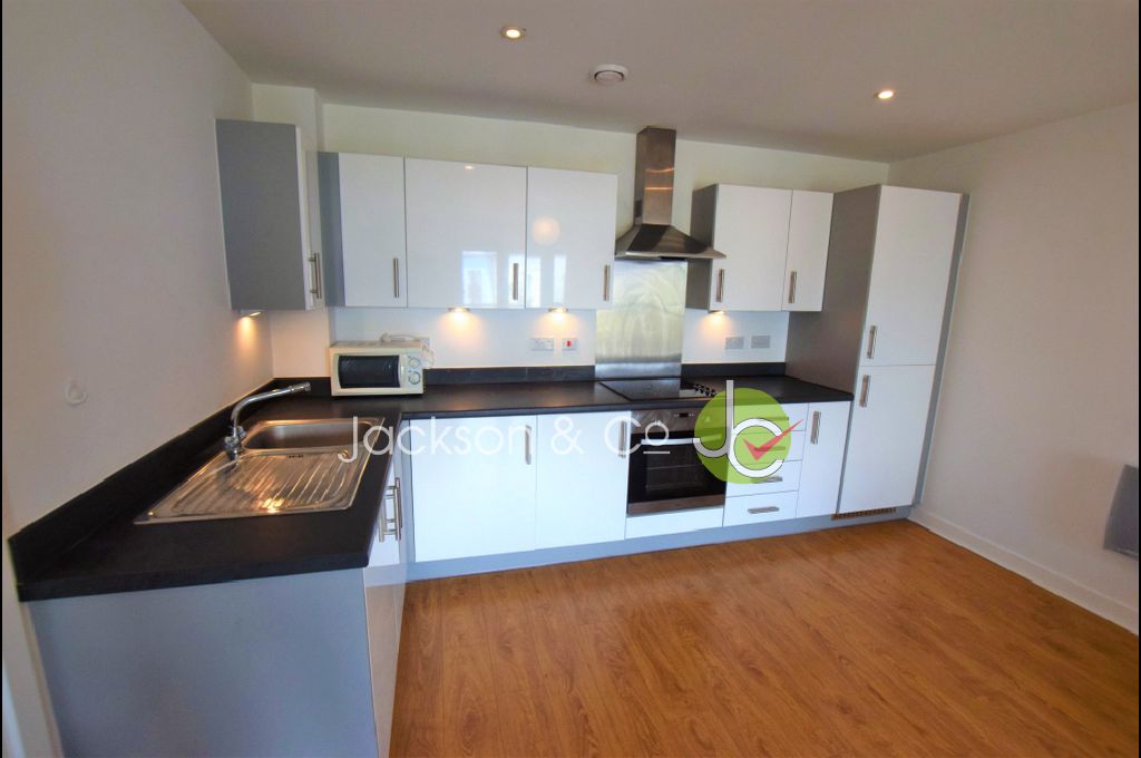 Property photo 2 of 8