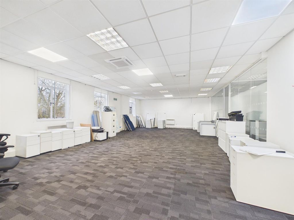 Property photo 2 of 11 Cam02170G0-Pr0485-Still001.Jpg