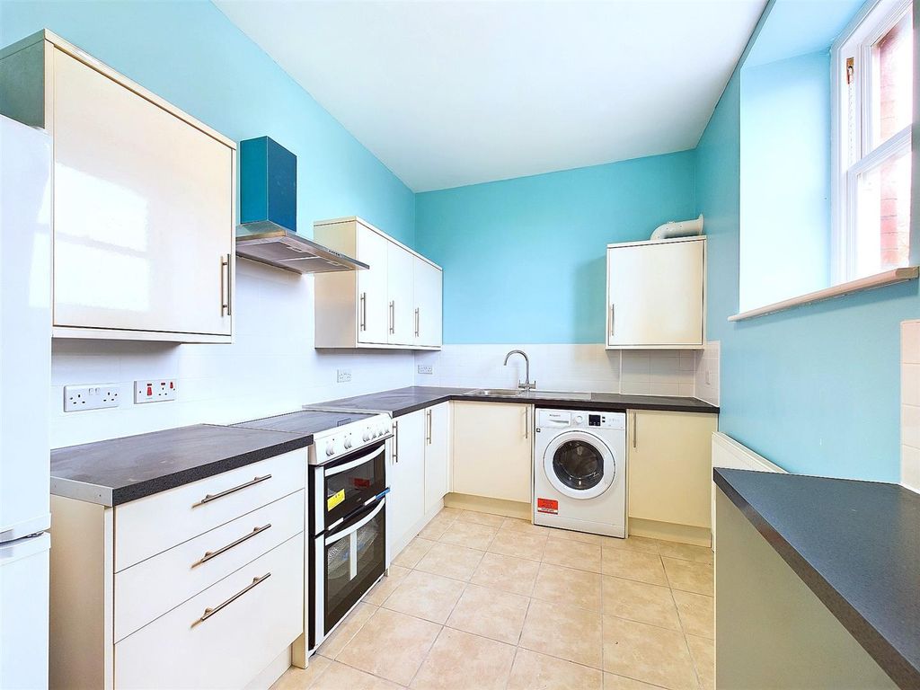 Property photo 2 of 7 Kitchen.Jpg