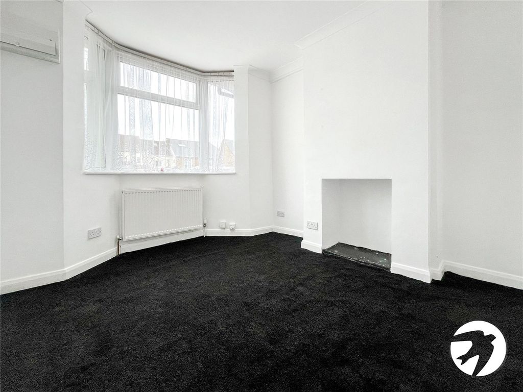 Property photo 3 of 10 Picture No. 14