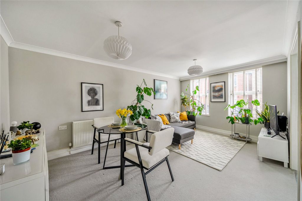 Property photo 1 of 17 Picture No. 05