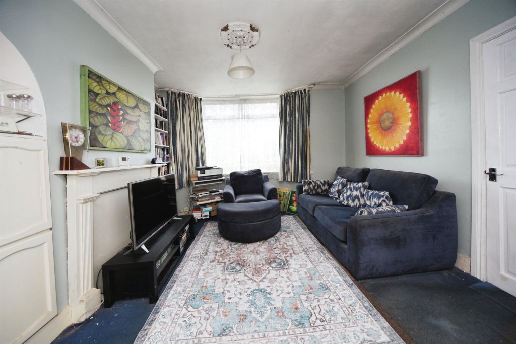 Property photo 3 of 13