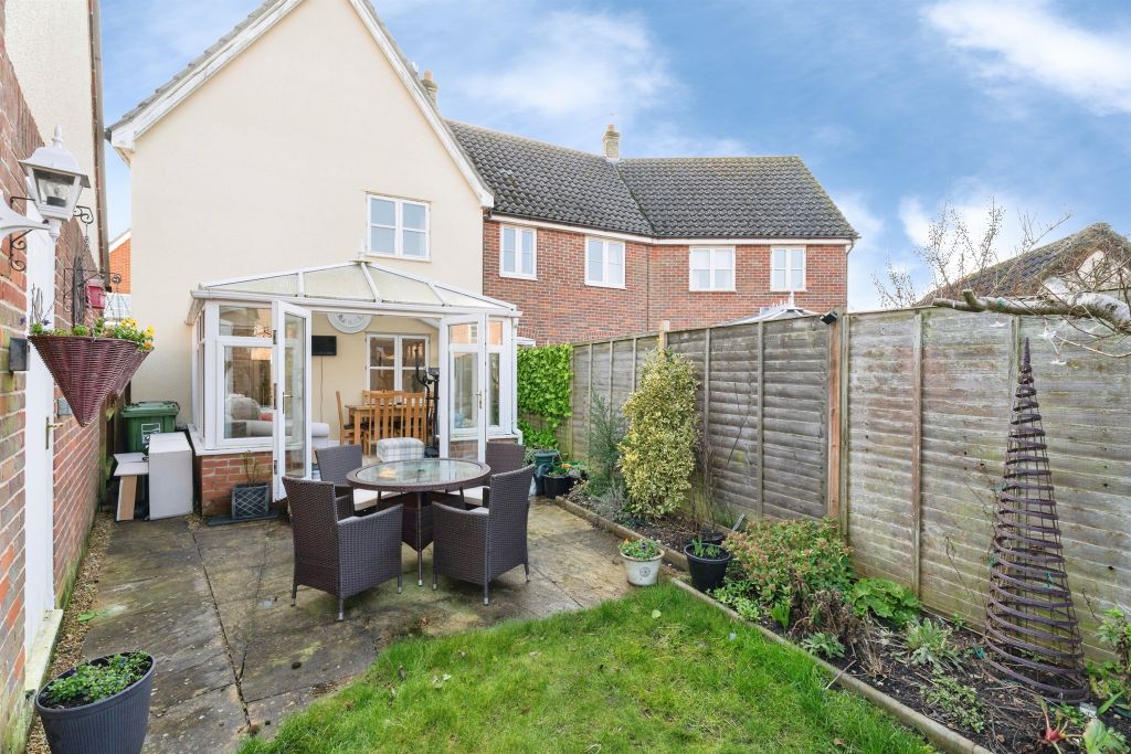 Property photo 3 of 12