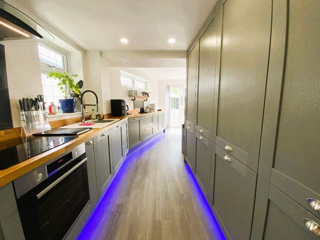 Property photo 2 of 21 Kitchen 22'9 x 13'8