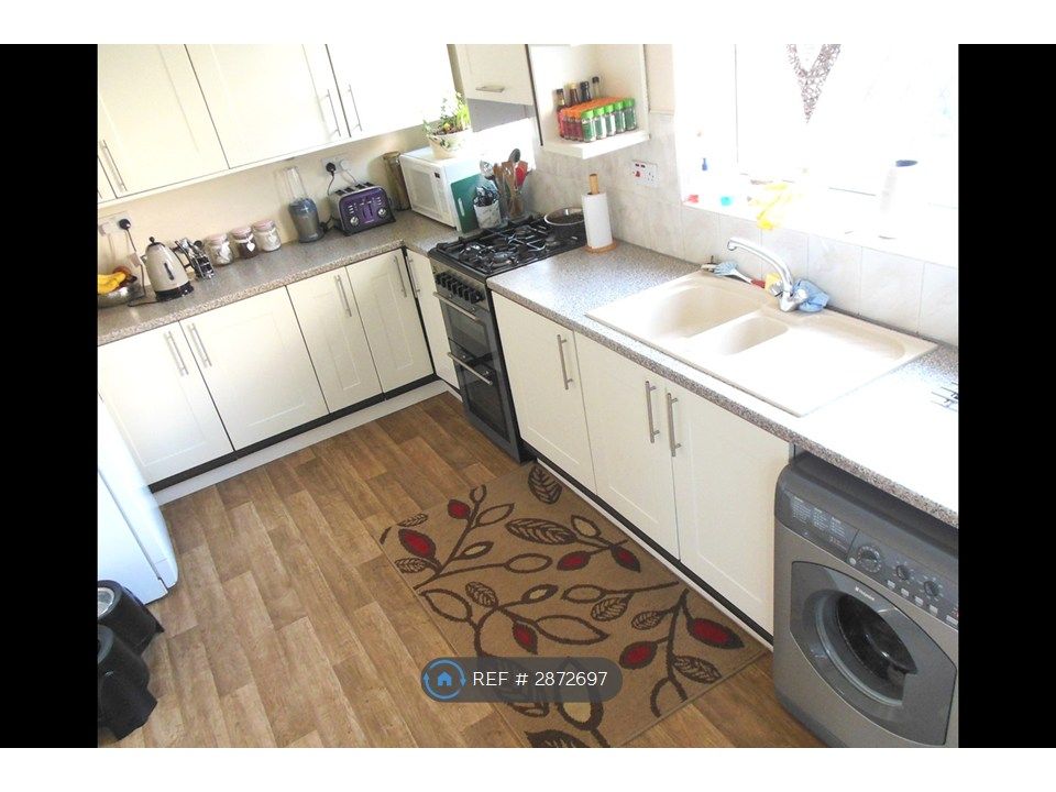 Property photo 3 of 8