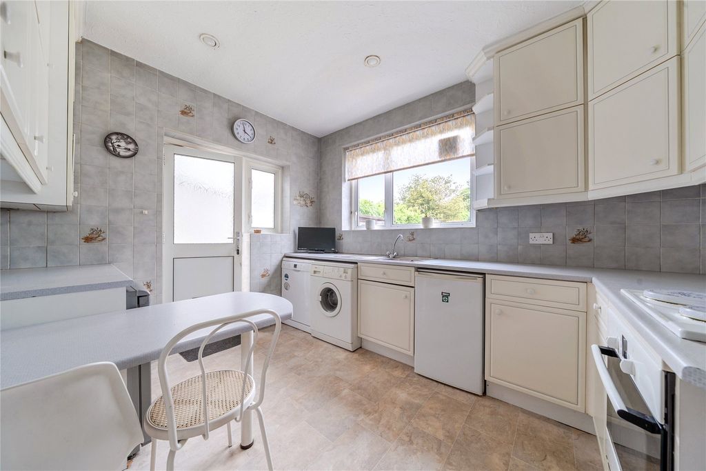 Property photo 3 of 17 Picture No. 05