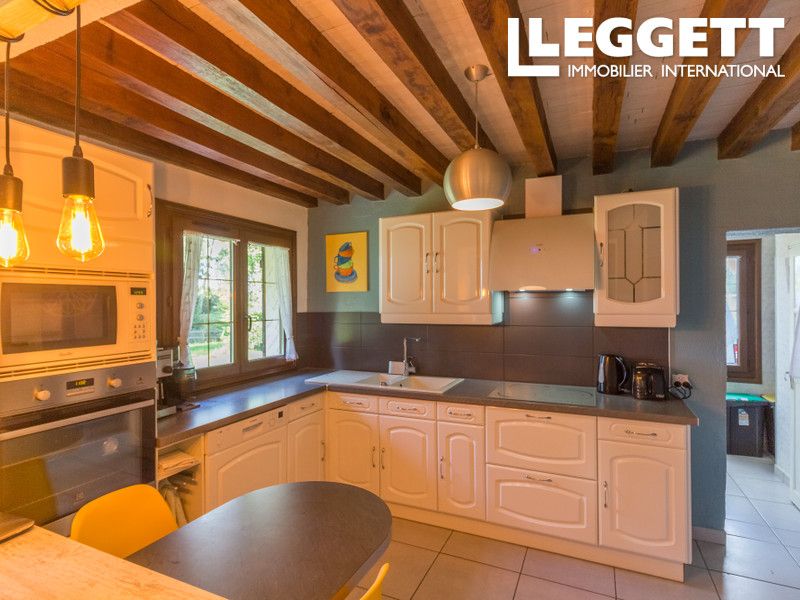 Property photo 2 of 10